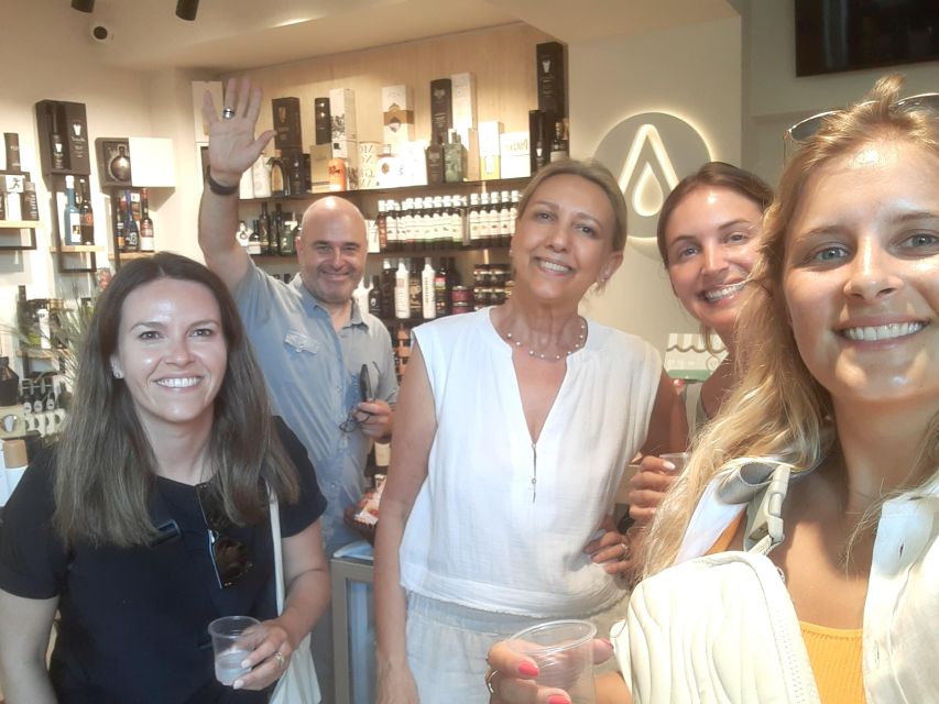 ''Athens Olive Oil Tasting'' - The sommelier approach: learning to discern flavors fast