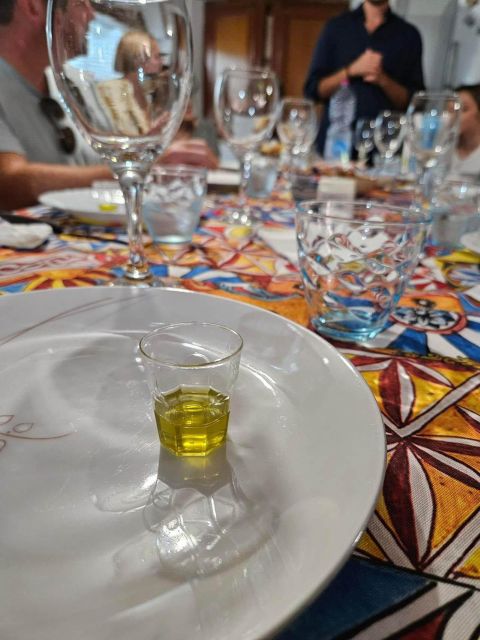 Balestrate: Olive Grove Tour with Wines & Olive Oil Tasting - Meeting at Bivio Quattro Vanelle: the easiest way to start on time