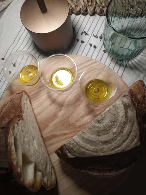 Bari: narrated extra virgin olive oil tasting with aperitif - What Makes the Tasting Teaching Actually Useful