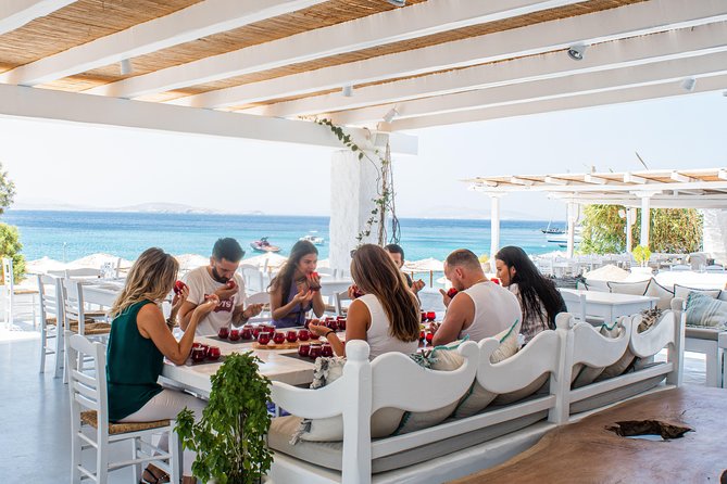 Best Mykonos Olive Oil Tasting - Learn from a world-famous Expert - A seaside Mykonos setting that actually helps you taste