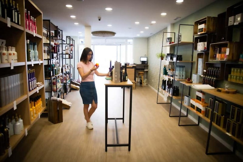 Córdoba: Olive Oil Tasting Experience - Extra Virgin, Varieties, Intensities, and Maturation Explained in Real Glasses