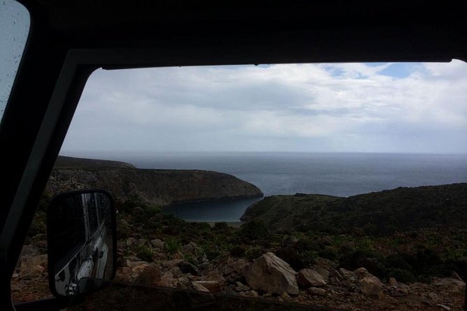Crete's Wine and Olives Safari Tour from Chania - Land Rover vs. Big Bus: Why the Small Group Matters