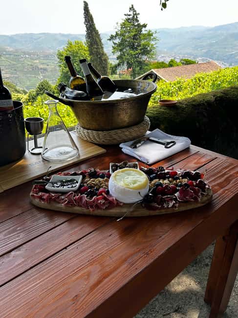 Douro Valley: Private Lunch with Wine & Olive Oil Tasting - Key highlights at Quinta de Santa Júlia