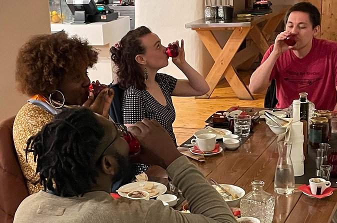 Extra virgin olive oil And Honey Tasting - How to plan around the session
