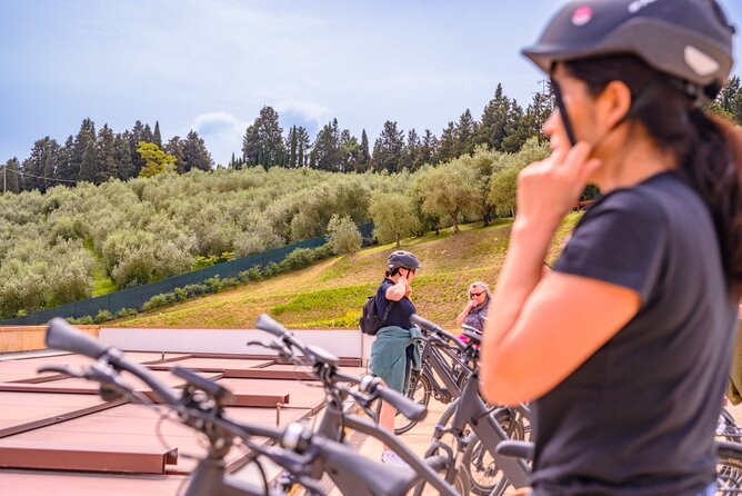 Florence: E-Bike tour to Fiesole with optional Pool or Olive Oil - The ride: from city streets to quiet countryside views