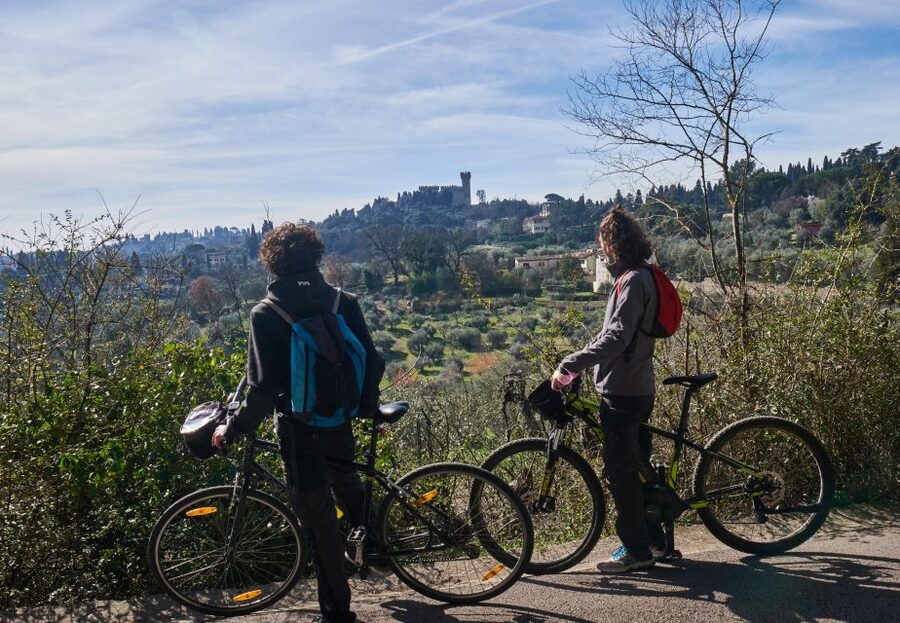 Florence: E-Bike Tour with Olive Oil in the Tuscan Hills - Poggio Imperiale to Pian dei Giullari: Views Before the Food