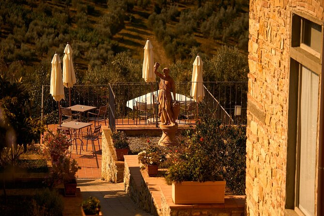 Florence: Great Chianti Wine and Olive Oil Trail with Lunch - Lunch at a Boutique Winery: Food Pairings You Can Actually Taste