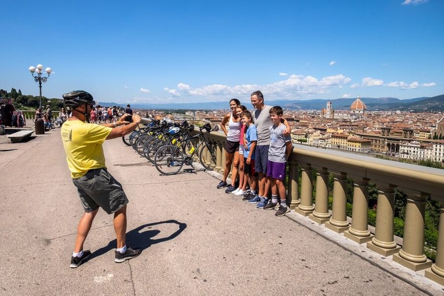 Florence: Tuscany Bike Tour with Wine & Olive Oil - Villa Poggio Imperiale and hidden country lanes