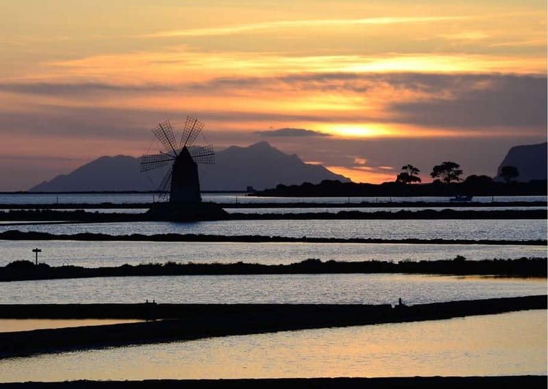 From Palermo: Erice & Marsala Salt, Olive Oil, and Wine Tour - Salt Way Road and the saltpans: an old craft you can see