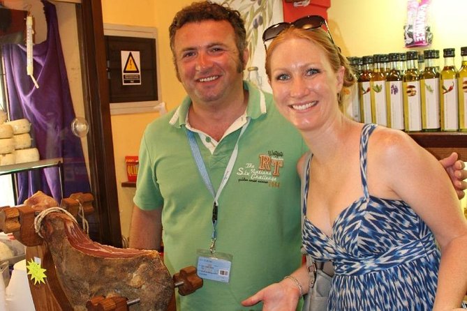 Istrian hill top cities tour with truffle and olive oil tasting - Groznjan’s artist streets: a calm hour with real character