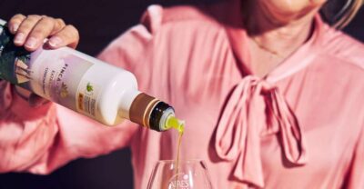 Jaen: Olive oil tour with the 5 senses, grove and tasing - The grove walk at Finca Badenes and the 3 farming styles you’ll notice fast