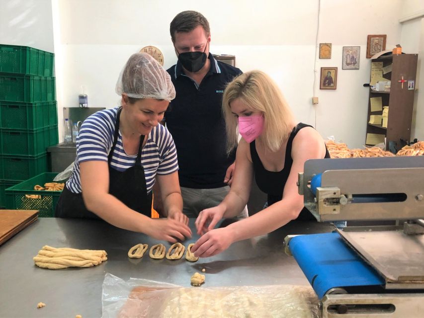Kalamata: Food tour and Olive Oil Tasting with Light Lunch - Who this tour suits best in real life