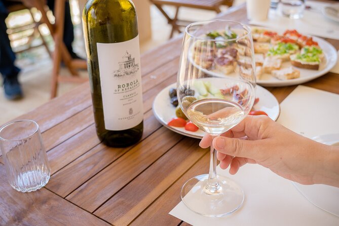 Kefalonia: Private Olive Oil, Honey & Wine Tasting Experience - Olive Oil, Honey, Wine: How the Day Flows