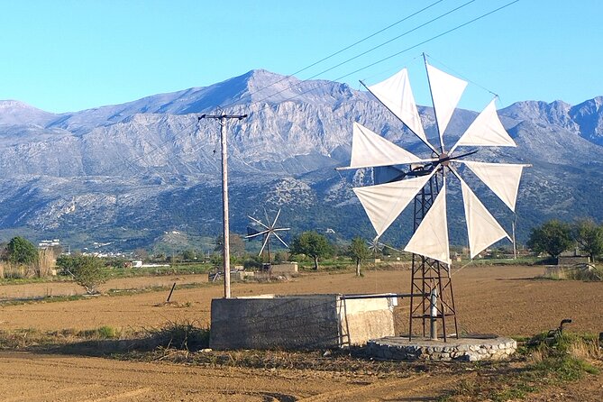 Knossos & Lasithi Plateau: Villages, Olive Oil Tour From Elounda - Lunch at Tzanakis Michael: wood-fired comfort with a plateau view