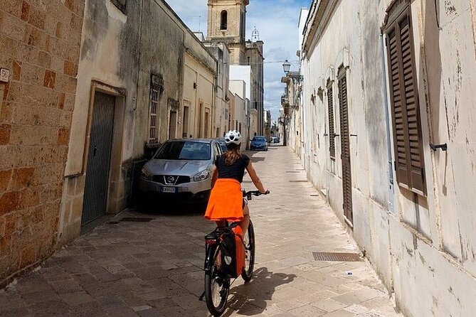 Lecce : Half day E-Bike tour to Old Olive Mill & Olive Oil Taste - Touring a working 15th-century olive oil mill in Sternatia