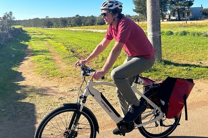 Lecce : Half day E-Bike tour to Old Olive Mill & Olive Oil Taste - Sternatia and Grecia Salentina: Greek roots in southern Italy