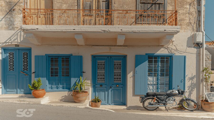Makrigialos-Ierapetra: Hidden Villages & Olive Oil Farm Tour - Prina and Short Guided Walks That Keep the Day Interesting
