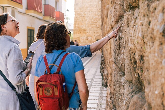 Marbella Old Town: Private Walking Tour with Olive Oil Tasting - Capilla de San Juan de Dios: XVI-century calm in the center