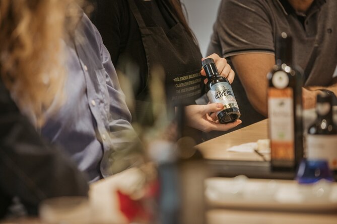 Olive Oil Guided Tasting and History in Pula - What polyphenols mean for real health talk