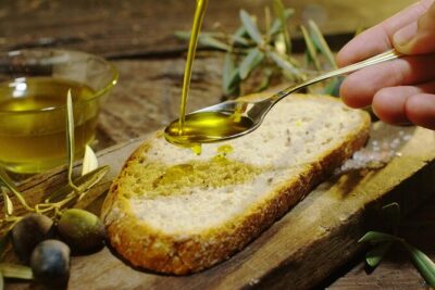 Olive Oil Private Tour in Portugal - A Traditional Olive Oil Mill Visit: handpicked to bottled