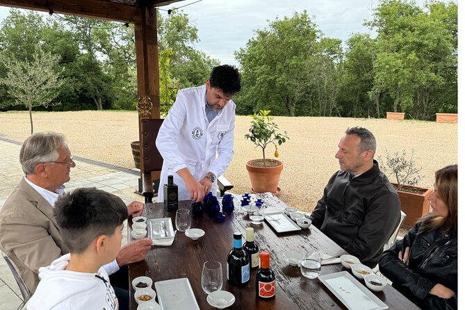 Olive Oil Tours and Tasting at Frantoio di Montalcino - Who should book this olive oil tour in Montalcino?