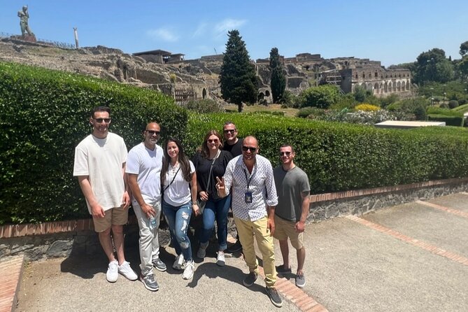 Private Pompeii Tour with lunch and Olive Oil Factory Experience - From Ruins to Olive Trees: Lunch at Frantoio Gargiulo