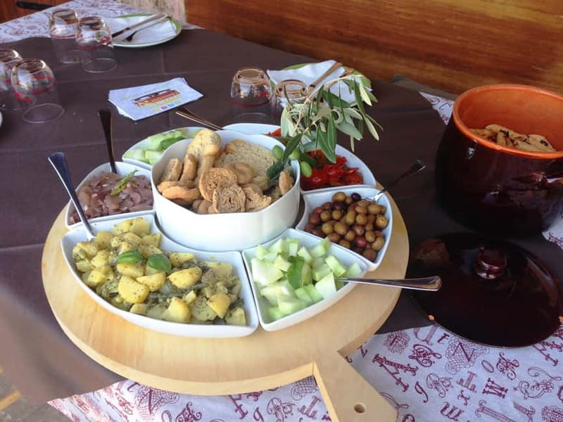 Salento: Olive Oil Mill Walking Tour with Tastings - Taste Like an Insider: Recognizing Oil Styles and Quality