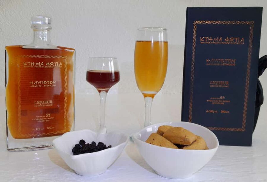 Santorini: Private Olive Oil tasting & Liqueur experience - Why this Santorini olive oil tasting feels like a skill lesson