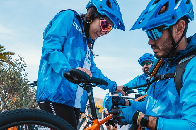 Sorrento e-bike adventure: olive oil and lemon tasting - From Piazza Andrea Veniero to Sant’Agnello: a ride that starts fast