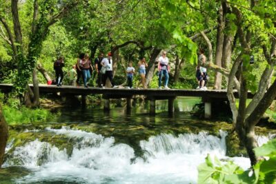 Split: Krka Waterfalls With Boat Cruise, Wine and Olive Oil - Getting There: Golden Gate Pickup and How the Day Starts