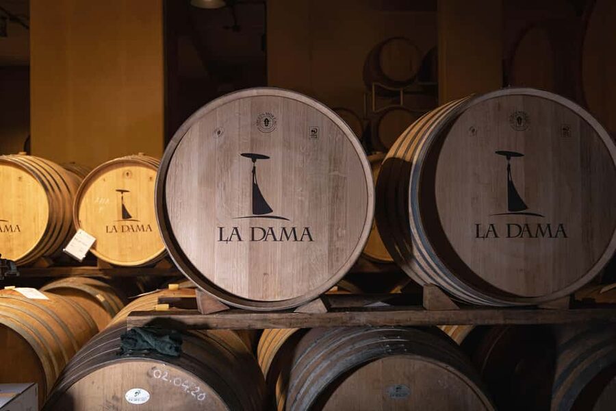 THE TRADITIONS OF VALPOLICELLA: WINE, EXTRA VIRGIN OLIVE OIL, AND HONEY TASTING - Key things I’d plan around