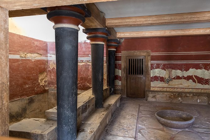 The valley of Zeus (Olive oil, wine tasting)-Knossos palace tour - Knossos and Archanes in one practical 4.5-hour plan