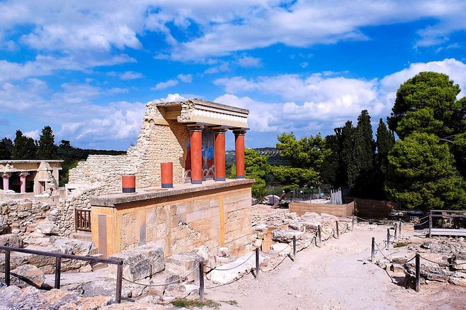 The valley of Zeus (Olive oil, wine tasting)-Knossos palace tour - Knossos Palace: skip the ticket line and follow the story