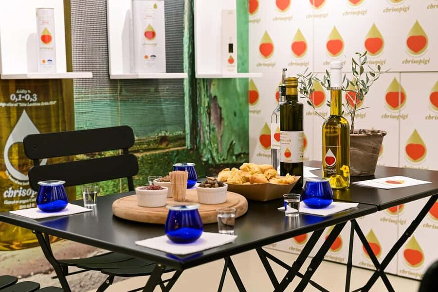 Thessaloniki: Cretan Olive Oil Tasting Experience - Early harvest extra virgin olive oil: what makes it worth paying attention to