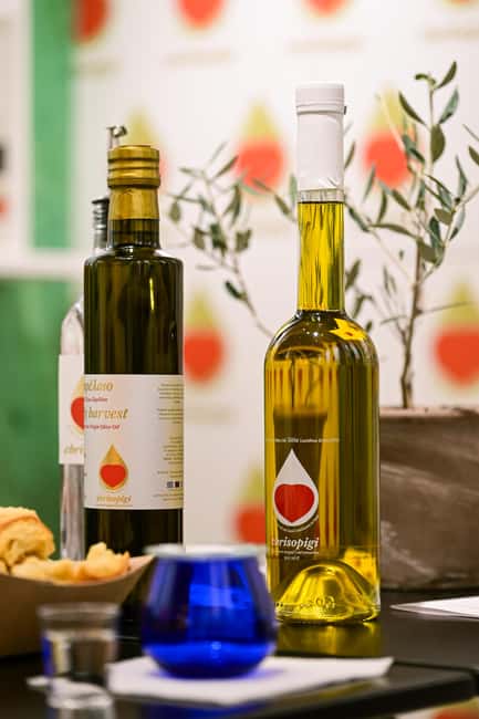 Thessaloniki: Cretan Olive Oil Tasting Experience - Handmade olive paste, rusk, and cherry tomato chutney: the flavor pairing that makes it click