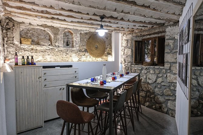 Tour of Olive Grove and Oil Mills with Oil Tasting - Practical tips to get more from the tasting (without overthinking)