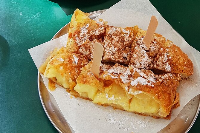Traditional breakfast in markets with olive oil and honey tasting - Key things that make this Athens breakfast tour worth it