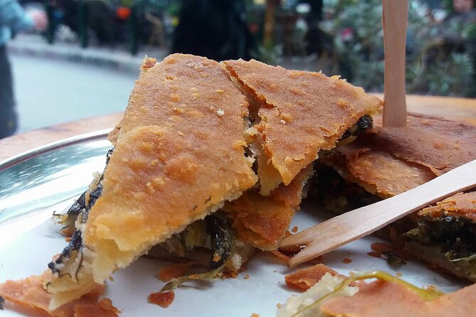 Traditional breakfast in markets with olive oil and honey tasting - Morning markets in Athens: what this tour does differently