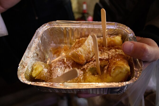 Traditional breakfast in markets with olive oil and honey tasting - Timing and group size: why 2.5 hours feels right