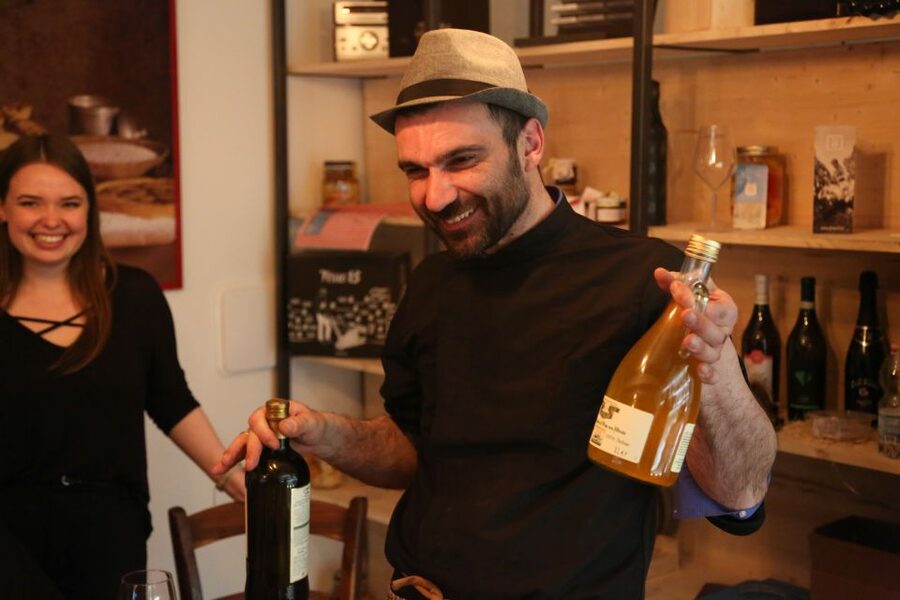 Verona centro: Olive Oil Tasting Experience - Who should book this olive oil tasting in Verona centro?