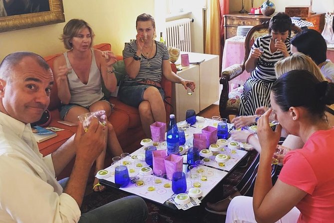 Wine and Extra virgin olive oil tasting in Lucca, Tuscany - How the EVO lesson works: cultivars, health benefits, and real tasting skills