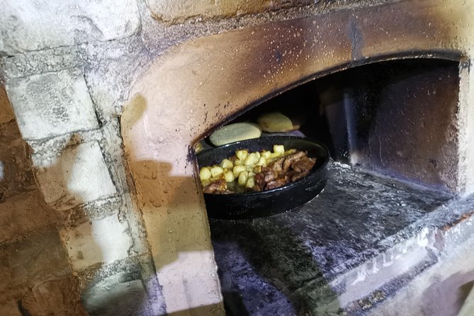 Wine, food and olive oil by PhD student - Timing, Weather, and What to Bring